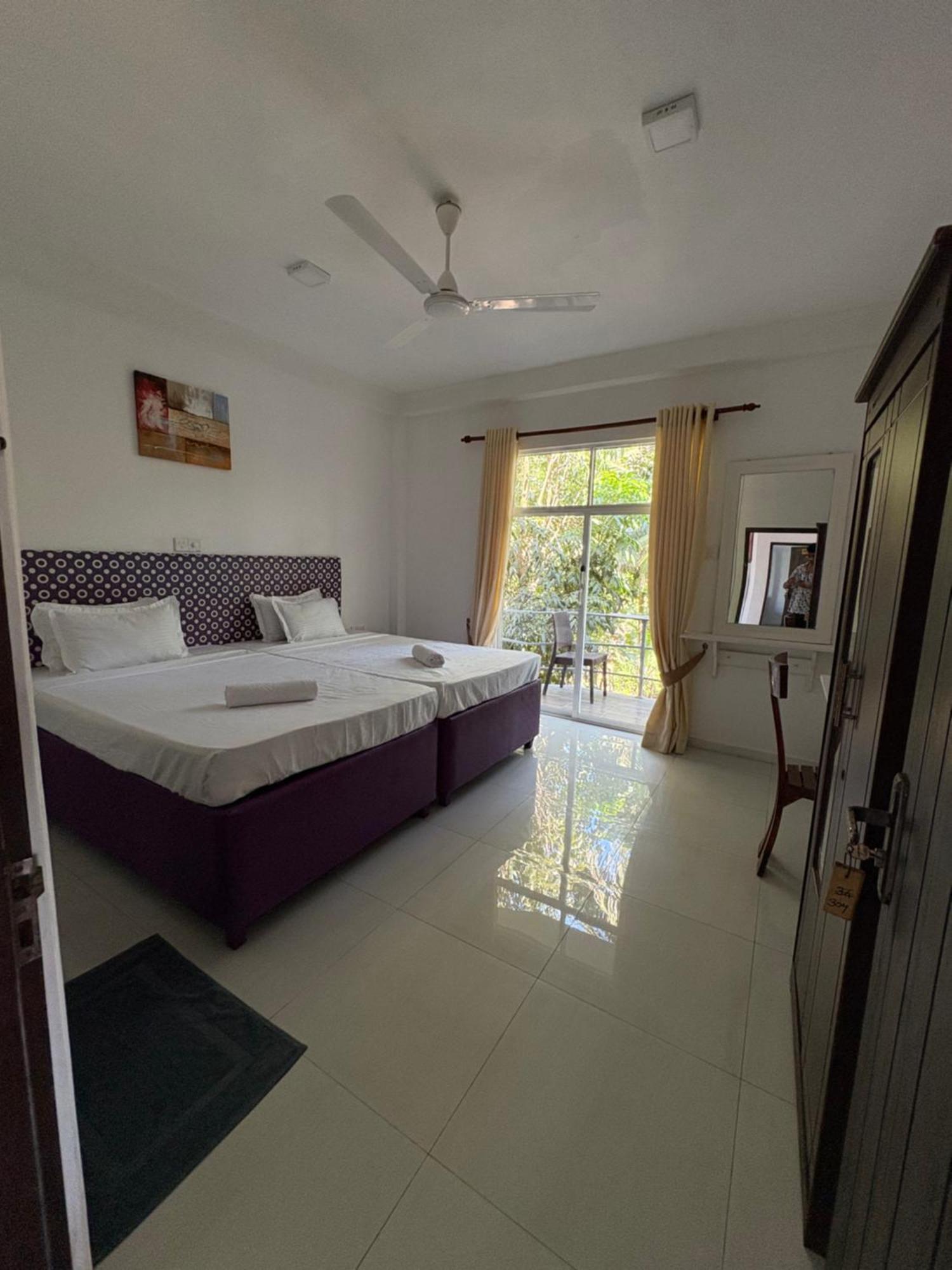 Wake N Flow, Weligama Exterior foto
