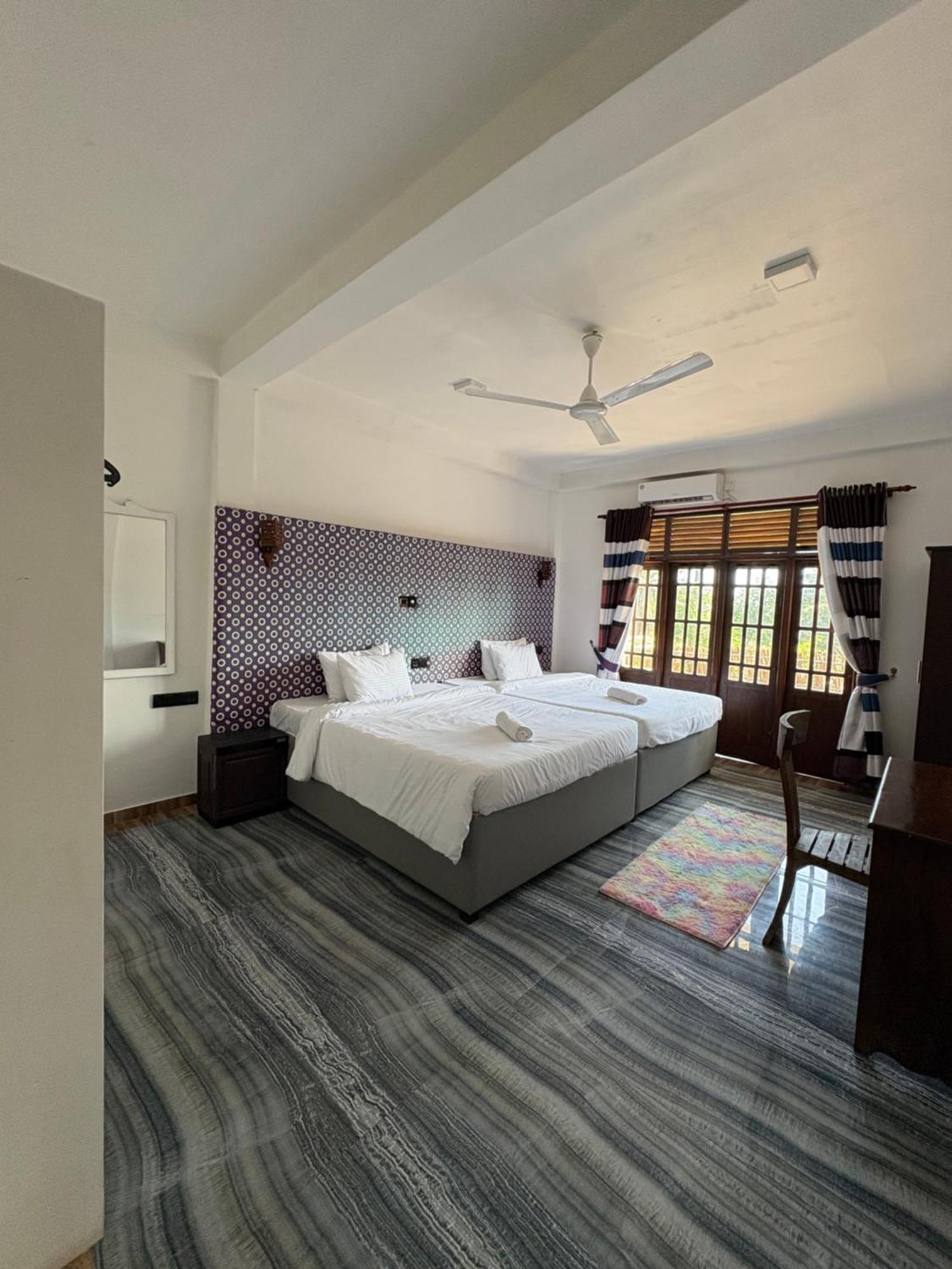 Wake N Flow, Weligama Exterior foto